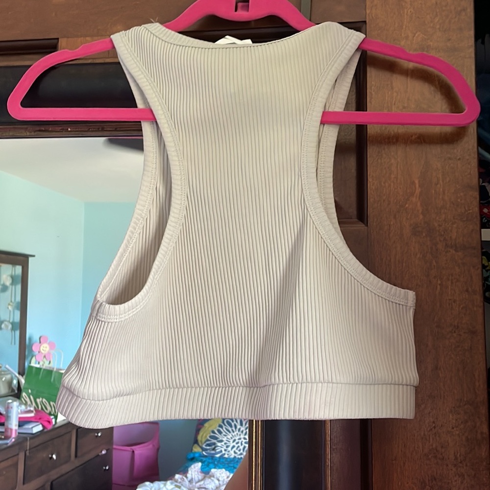 Zara Ribbed Halter Top - Picture 3 of 5
